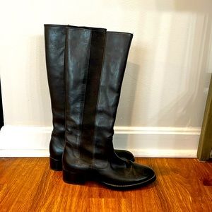 Donald J Pliner Size 6 1/2 black leather boots